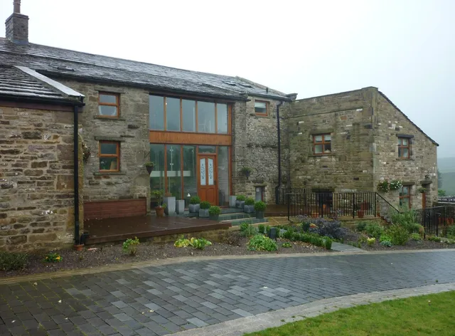 Hill Top Farm Luxury Holiday Accommodation