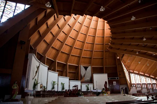 Basilica Of Mary Queen Of Apostles