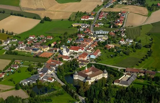 Aistersheim Castle
