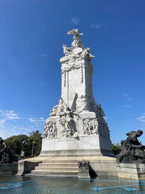 Monument to the Magna Carta and the Four Regions