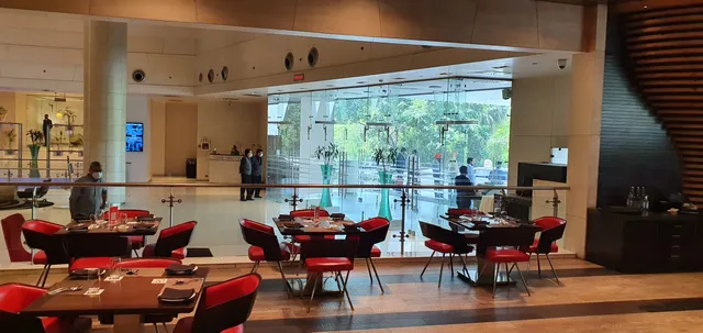 Xo & Mi @ Le Belvedere