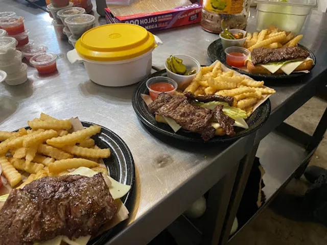 Jardín de Humo Restaurant Bar