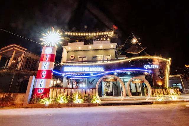 RiverView Coffee & Hostel