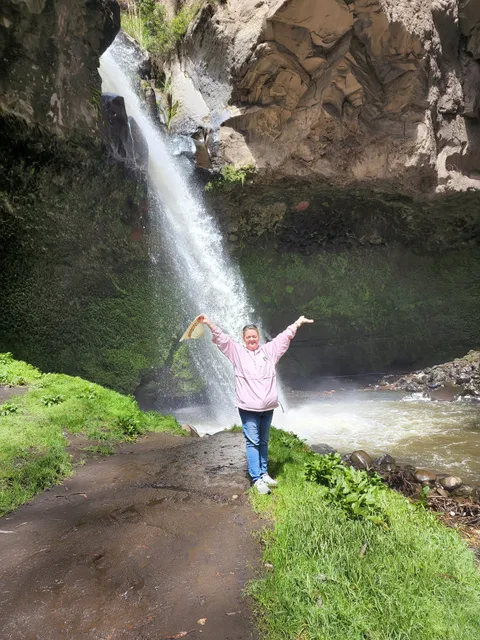 Cascadas De Jun Jun del Cantón Quero
