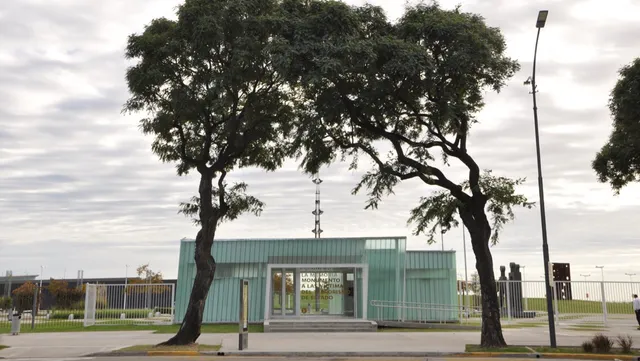 Parque de la Memoria - Monumento a las Víctimas del Terrorismo de Estado