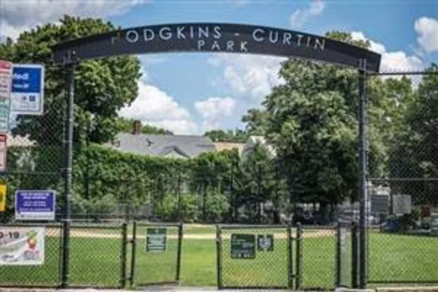 Hodgkins-Curtin Park