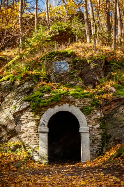 Zřícenina hradu Hausberg