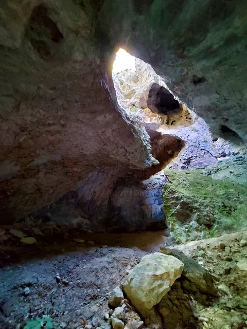Grotta del Borghetto