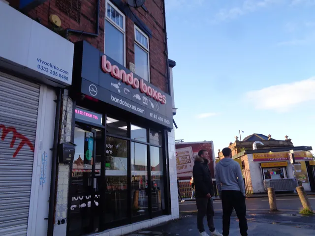 BANDO BOXES