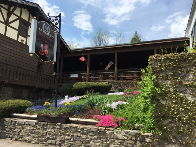 Hazlitt Red Cat Cellars