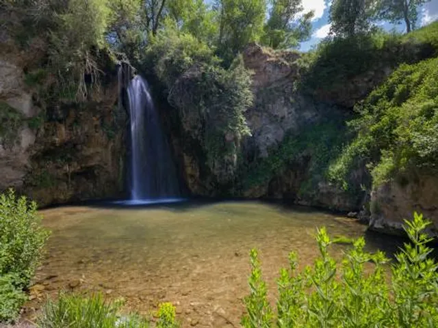 Sırakayalar Şelalesi