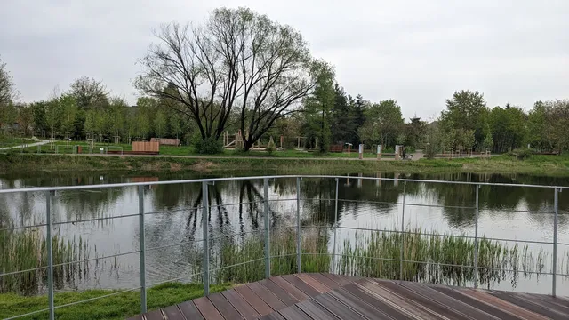 Park przy Stawie Płaszowskim