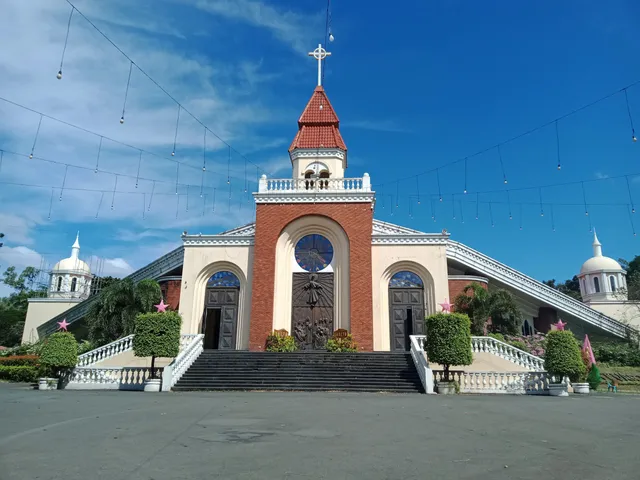 Santuario de San Vicente de Paul: Shrine of the Poor (Diocese of Novaliches)