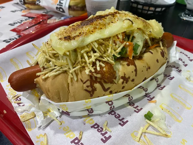 Freddies Brasil - Hot dog, Sanduíche and Fries