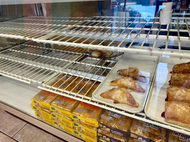 Antojitos Colombianos Panaderia