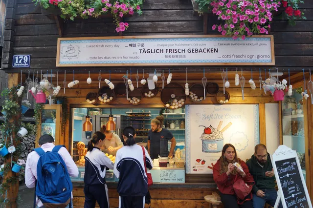 Rührwerk Hallstatt Ofenfrische Schaumrollen