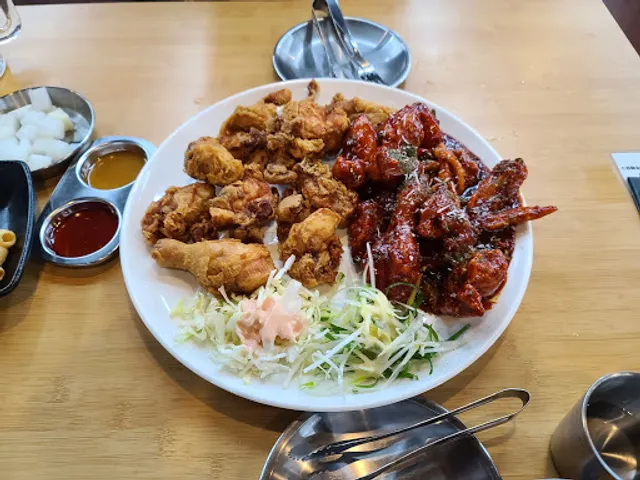 Daebong Chicken Restaurant
