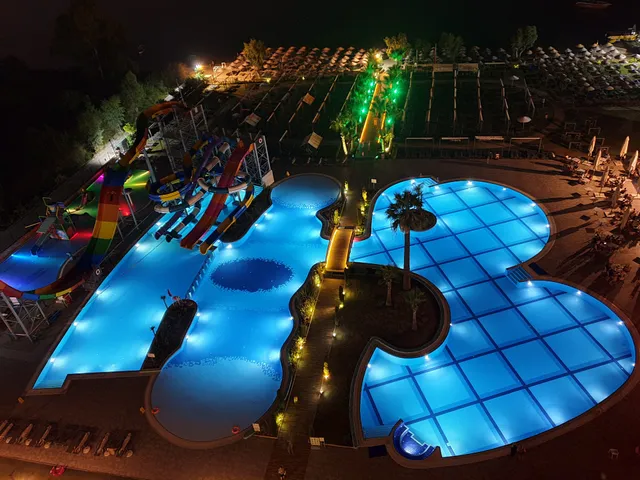 Seven Seas Sealight Elite Hotel