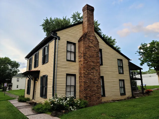 Madie Carroll House and Historic Marker