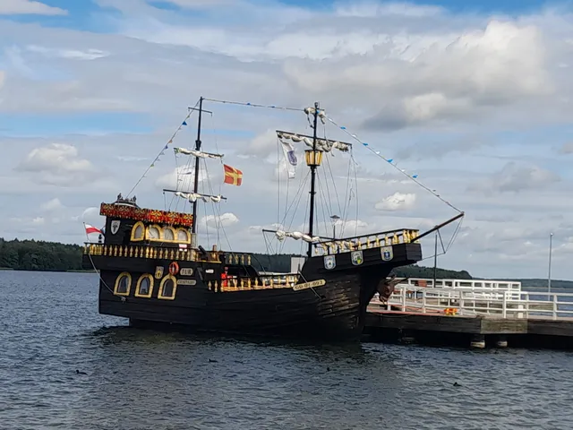 Statek pasażerski TUR