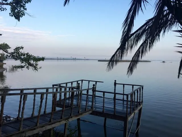 Haleji Lake