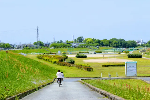 Yahagigawa Nishio Ryokuchi Park