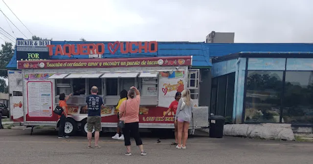 Taquero Mucho