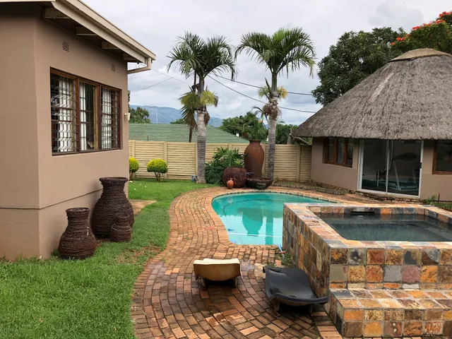 28 On Andrew Bed & Breakfast