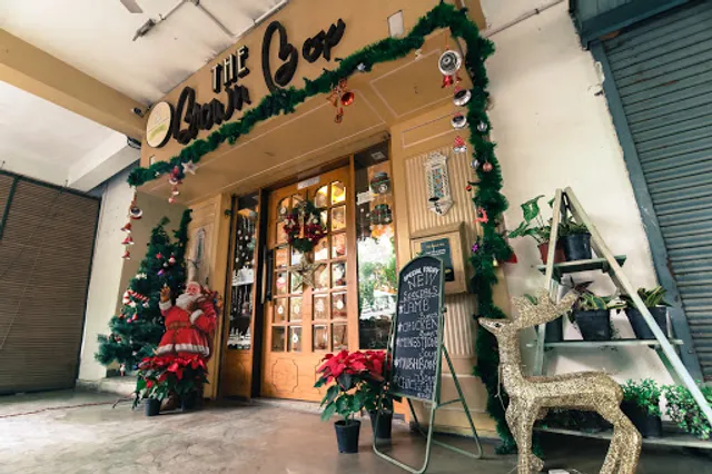 The Brown Box Bakery cafe