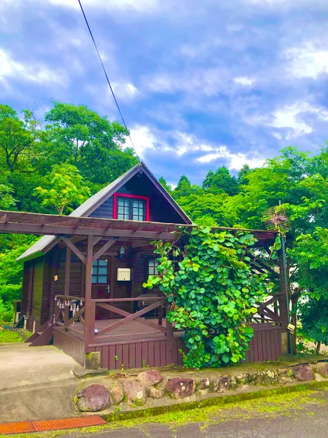 Makino MegRia (まきの めぐりあ)