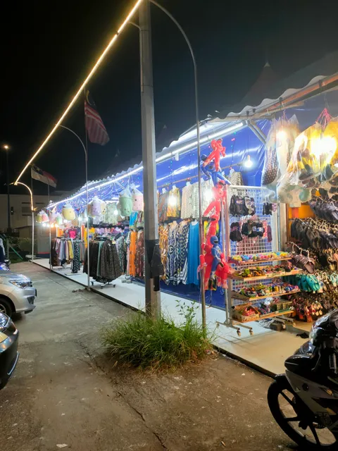 Pahlawan Walk Night Market