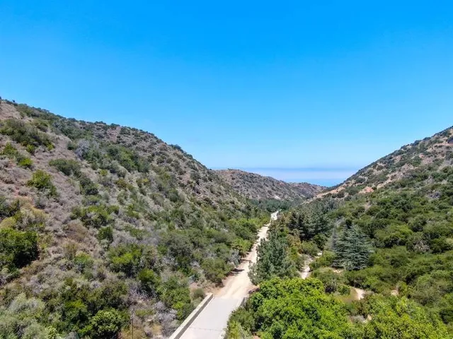 Wrigley Memorial and Botanic Garden