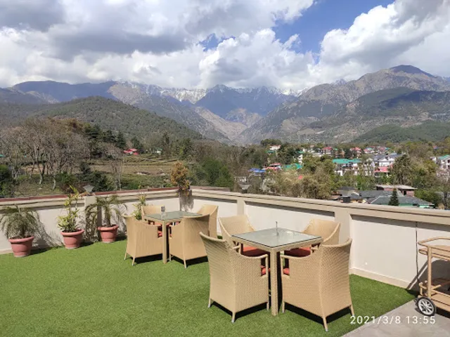 The Flamingo Terrace Bar