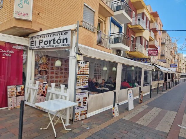 El Portón