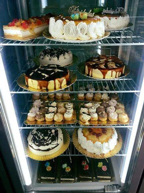 Panadería & Pastelería Paco