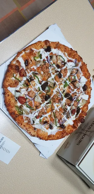 도미노피자 거제고현점