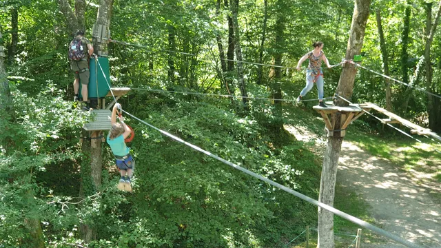 Espace Hermeline, Accrobranche, Vélorail, Petit train, Baignade...