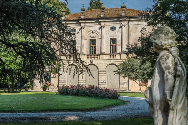 Farmhouse Villa Feriani