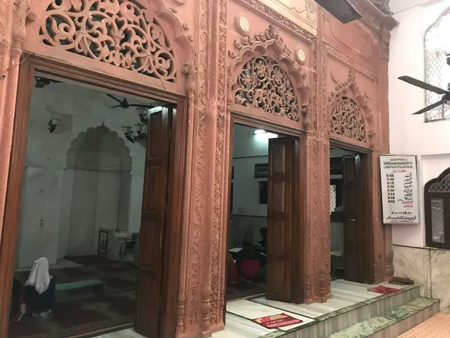 LAL MASJID