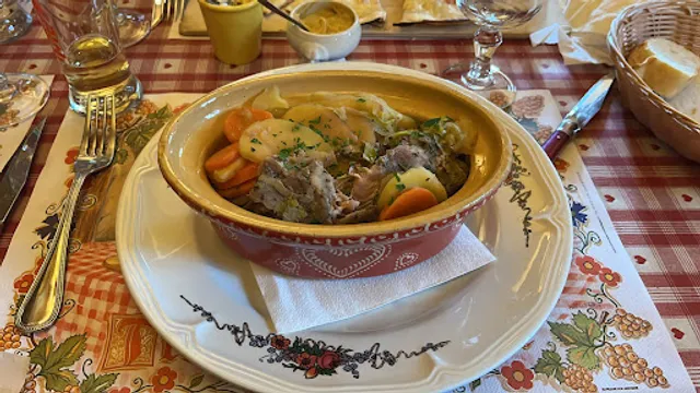 RESTAURANT DONTENVILLE A LA COURONNE