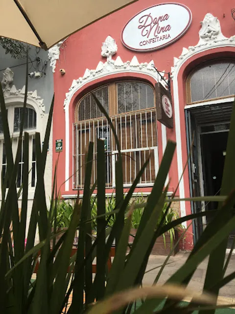 Confeitaria Dona Nina - Menino Deus