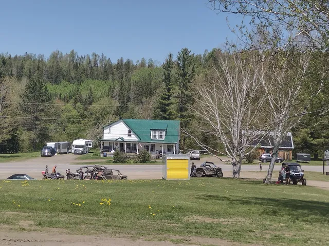 Diamond Peaks Motel and Store
