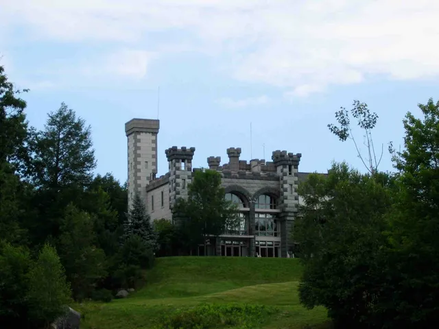 Hunt Castle