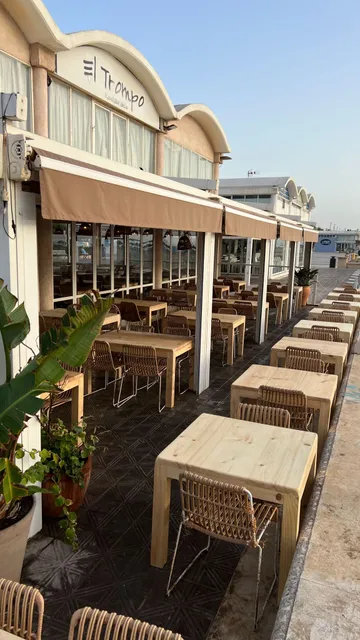 El Trompo Restaurante - Paella House -