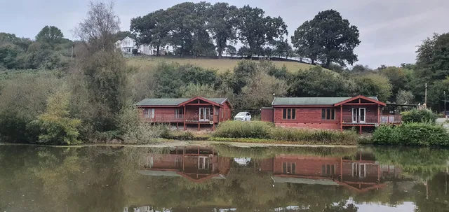 Valley View Lakes & Lodges