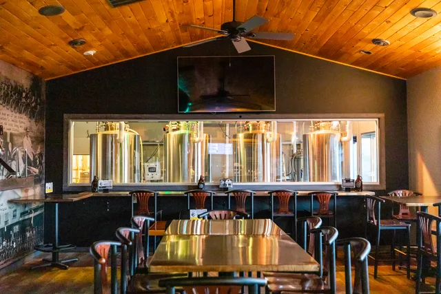 ABC Brewing and Wood-Fired Pizza Battle Lake