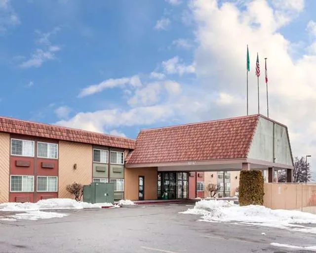 Quality Inn & Suites Okanogan - Omak