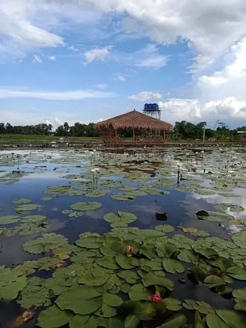 Wat Mai Khok Charoen