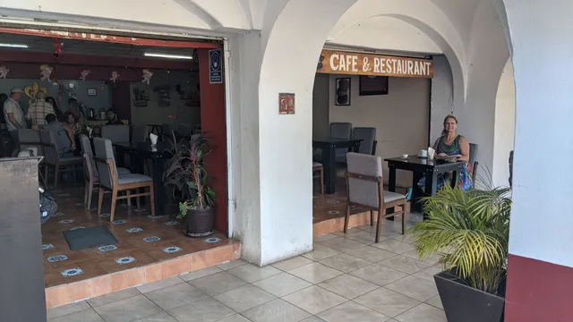 D'li café & restaurant