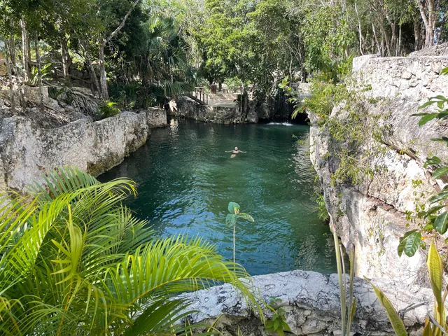 Cenote "La Casa Del Alux"